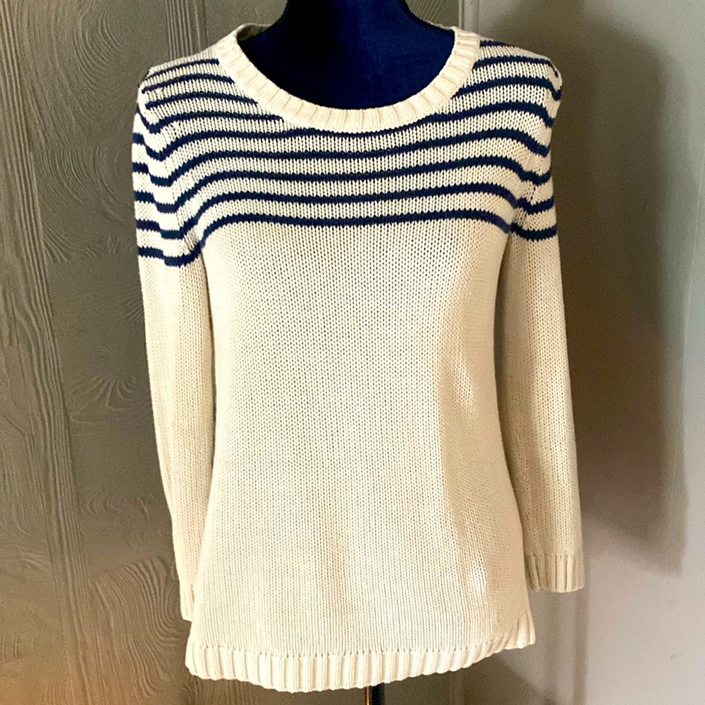 Crewneck blue and cream long sleeve sweater